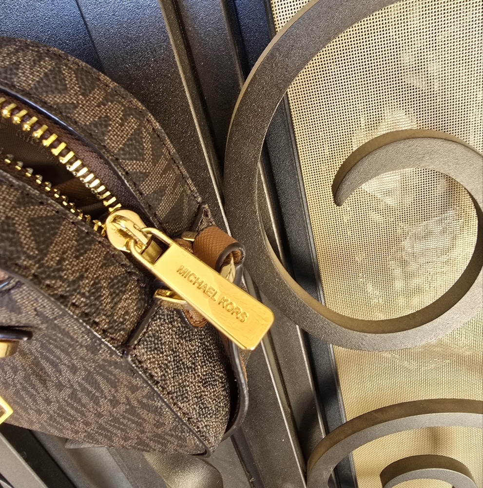 Michael Kors Brown Leather Crossbody Bag - Picture 11 of 11